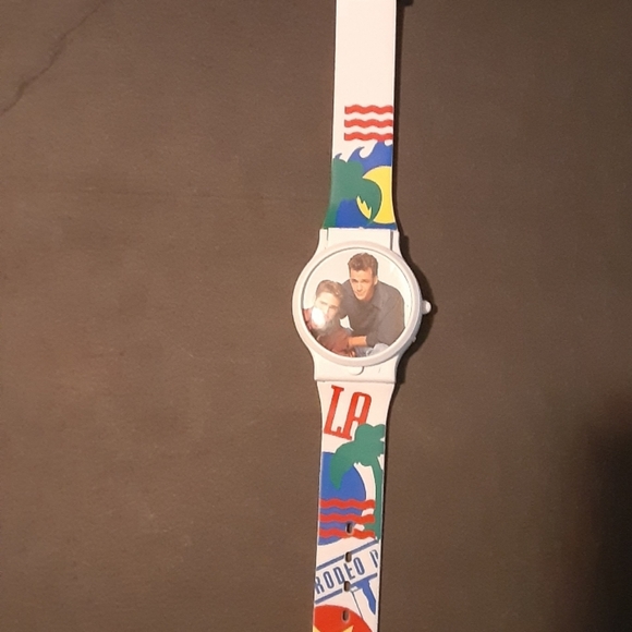 Watch 90210 Beverly Hills - Picture 5 of 5